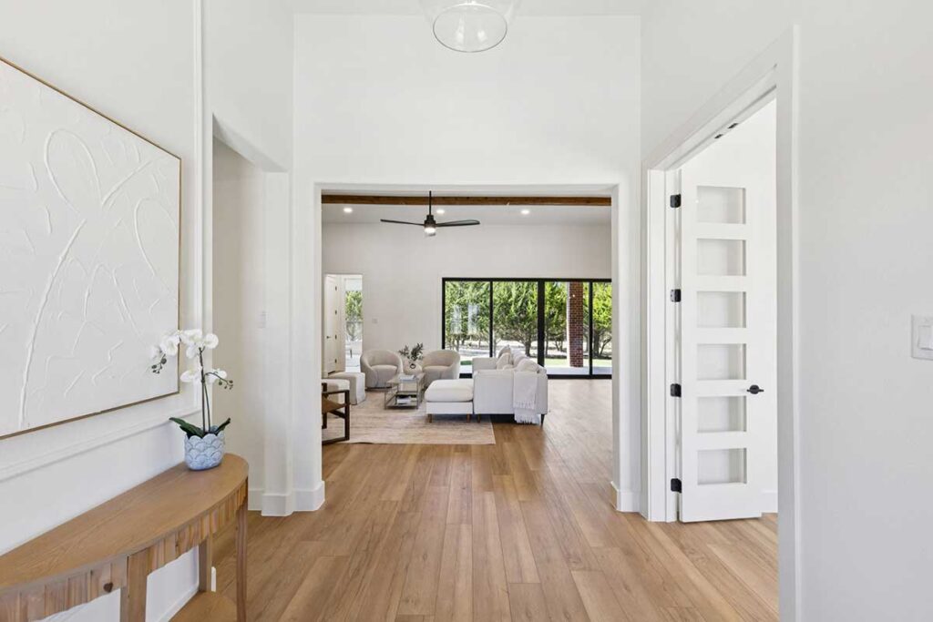 Living rooms + Dining Areas