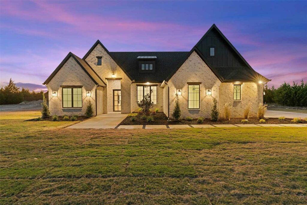 3031-Glen-Oaks-2
